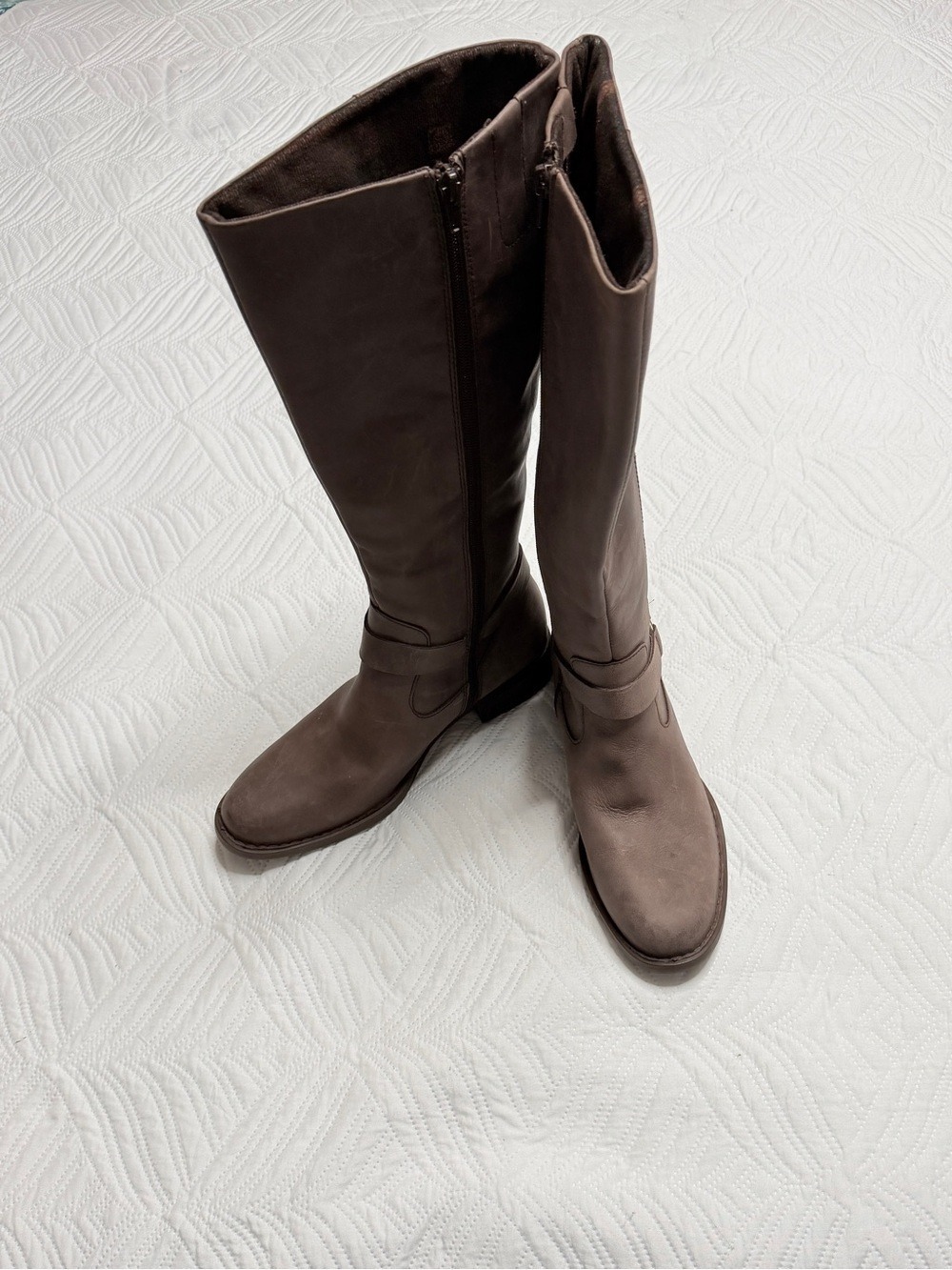 Born Braxton Saddler Brown Leather Tall Boots. Size 9.5